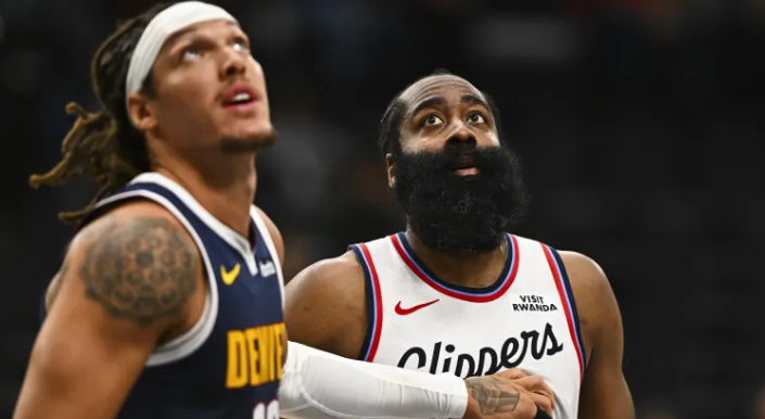 尼克斯与迪隆·琼斯达成双向交易协议 